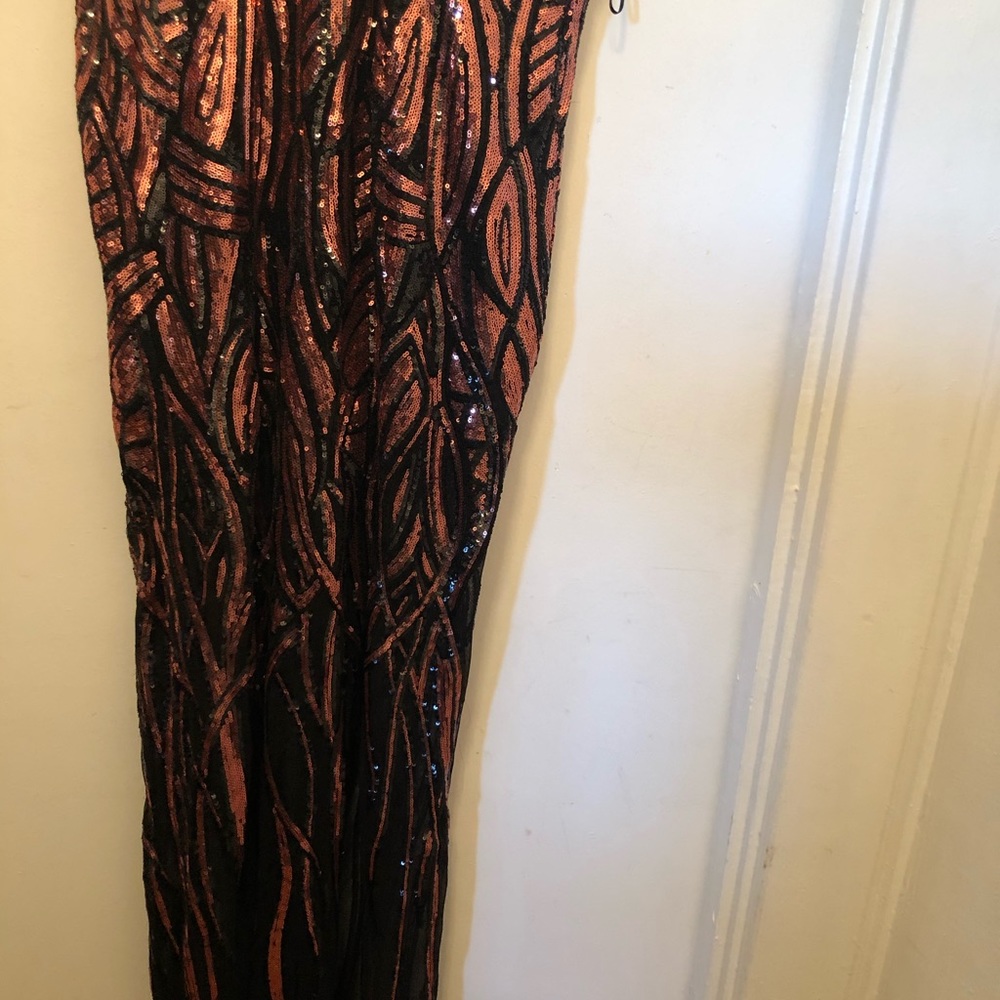 Dress - Picture 3 of 4